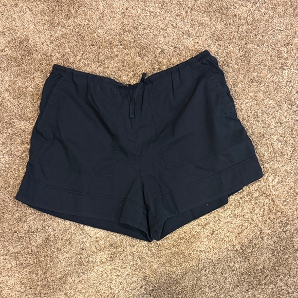 lululemon athletica Pants - ***SOLD*** lululemon athletica Black Women's Poplin Shorts